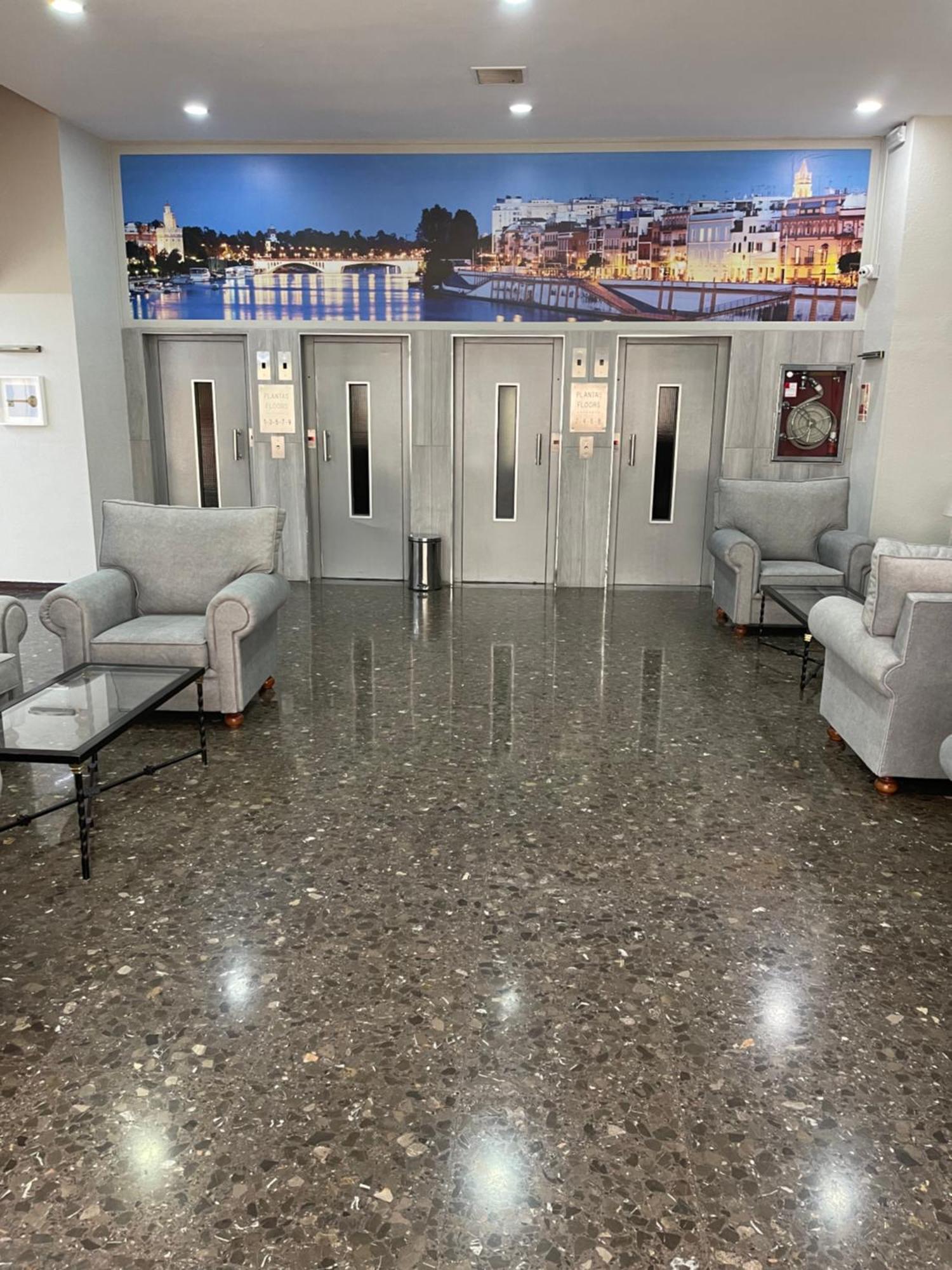 Resitur Luxury Suit 2 Σεβίλλη Εξωτερικό φωτογραφία